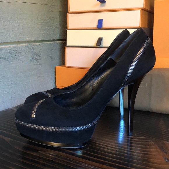 Gucci Zipper heels - Picture 6 of 17